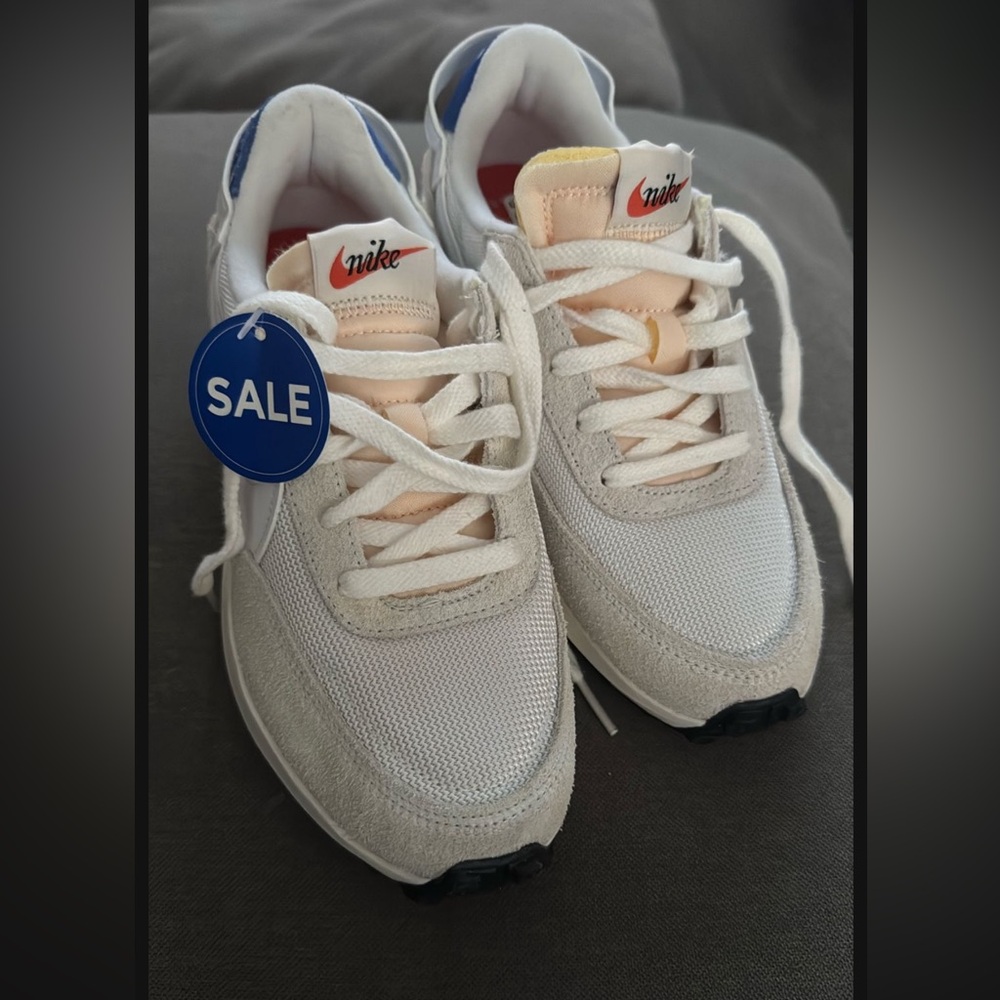 Nike White and Blue Retro-Inspired Sneakers. Waffle debut
